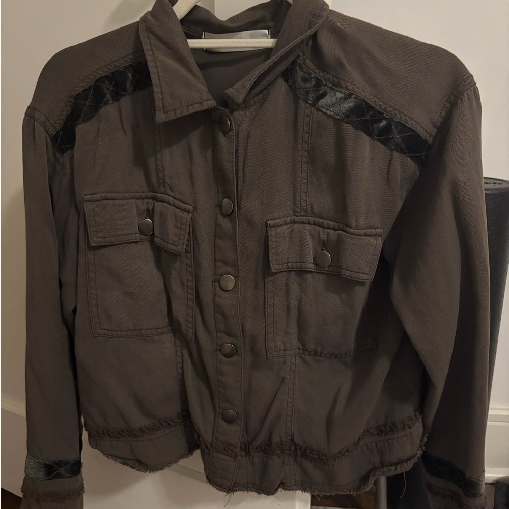 Green Button-Up Jacket/Cardigan